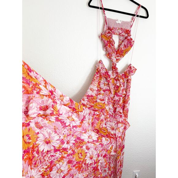 ASTR The Label Palace Floral Cut Out Ruffled Maxi Dress Size Medium Pink Wedding - Picture 10 of 13